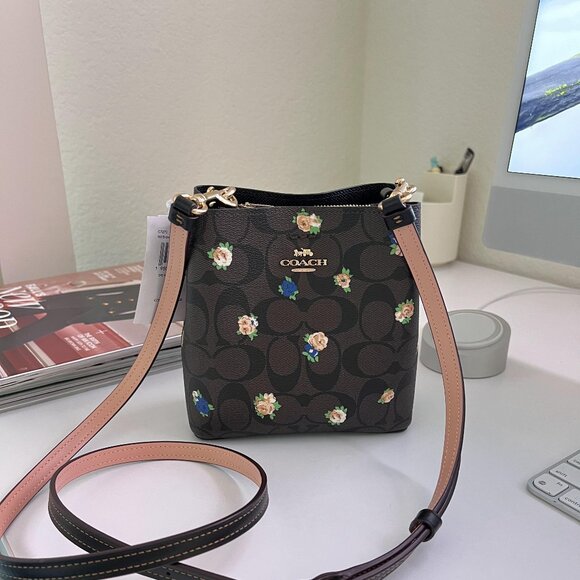 BLACK FRIDAY 限定★COACH★Mini Town Bucket Bag ショルダー Coach Town Bucket Bag - black | eBay